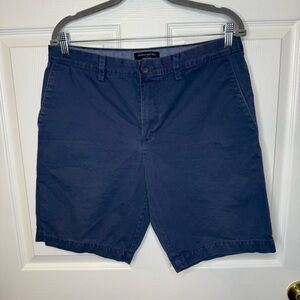 Banana Republic Blue Flat Front Aiden Short Size 32 Waist GUC